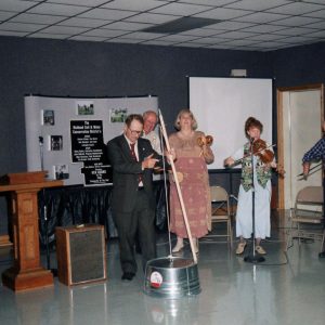 00-00-0000 L to R Mayor Baglan, Dave Swartz, Tom Beck, Suzanne Mathers, Alice Glazer,Charlie Steinmen-0001