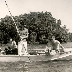 00-00-0000 Men in Oh Div of Water Boat testing-website