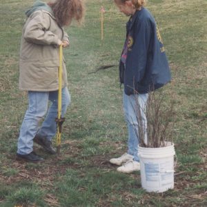 03-31-1995 Dayspring tree planting #2-0001