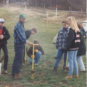 03-31-1995 Dayspring tree planting #4-0001