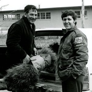 04-03-1975 Dean Karsmiski picks up the pine seedlings from Steve Siedentoph,ODF, at the Richland County State Dept of Transporation Garage-website