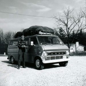 04-17-1975 R.Mills ready to unload at RLC-website