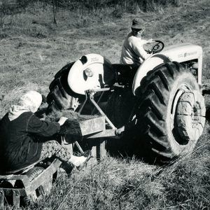 05-06-1963 Mr. & Mrs. Tom Barnhill-1500 W.P.SCD Tree planter-website