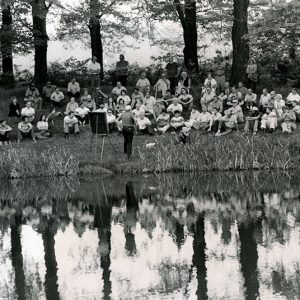 05-17-1977 Tom Stockdale, OSU Columbus. Pond Clinic at Fish-Game Club. 86 people-website