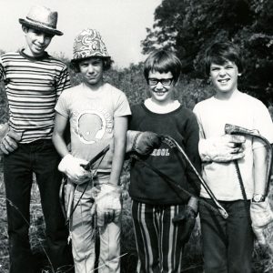 07-27-1974 Tod Mills, Greg Rogers, Barry Hall, Rob Fischer.Brinkerhoff Boys 4-H Club complete a TSI project at the RLC -website