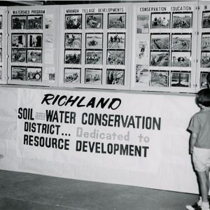 07-30-1963 Area 6 Meet SWCD Supervisors Rural Life Center L-R Bonnie & Laura Mills-website