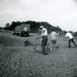 09-03-1970 Lee Oswalt Farm. Hugh Osbern & Mrs. Lee Oswalt-website