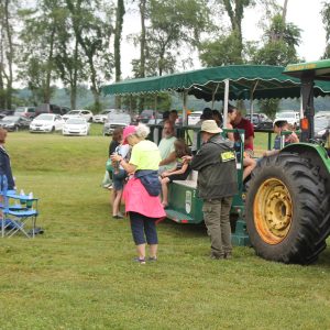 Wagon ride with visitors 4