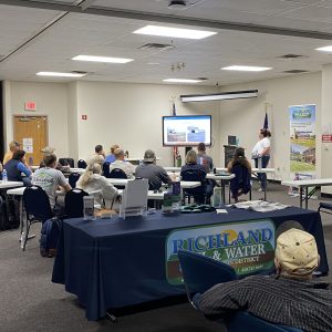 Participants w Megan Burgess Presenting 2.jpg