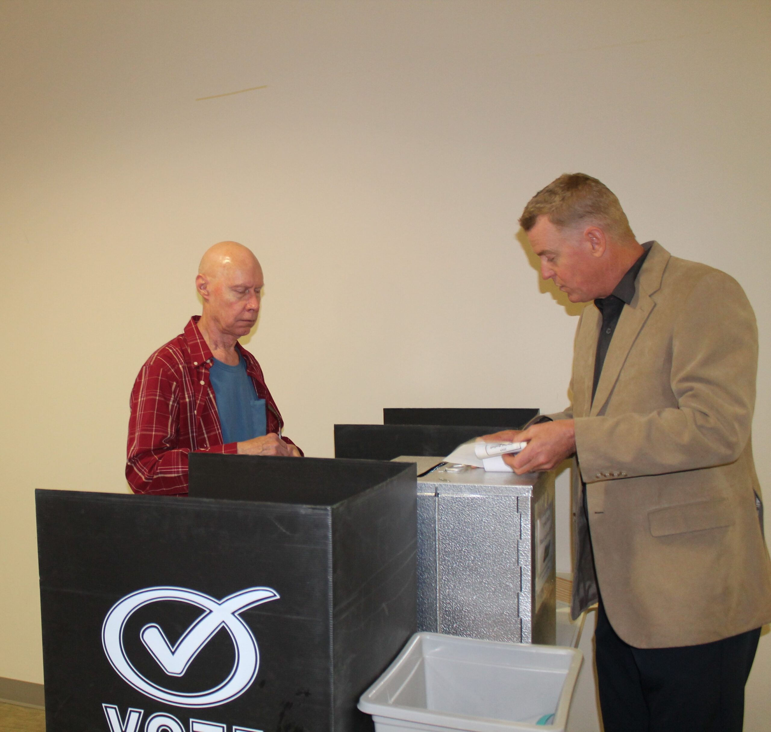 Edit Silka, Michael Volunteer Voting; Holmes, Tom ODA