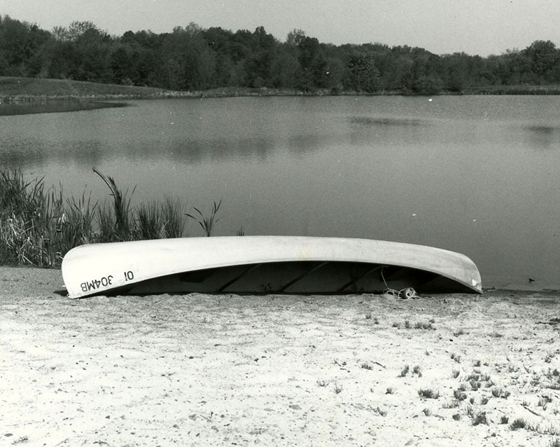 Canoe on beach
Photo ID#: RSWCD546