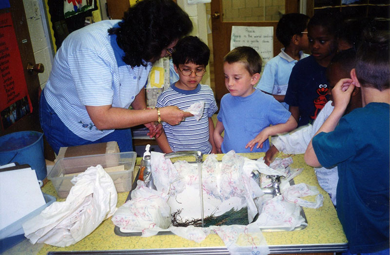 Diana Kelley, Richland Soil and Water Conservation District Education Coordinator, at Richland Academy
E470