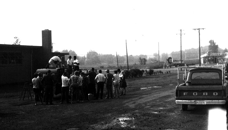 Equipment demo Fourth Street Mansfield
Photo ID#: A150