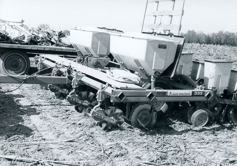 Farm Equipment, Seeder
Photo ID#: A971