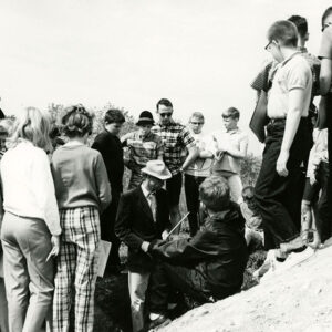 00_00_0000_Group_of_students_and_an_instructor_Website-4981