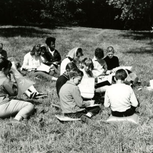 00_00_0000_Instructor_with_group_of_students_at_Mohican_Outdoor_School_1_website-2201