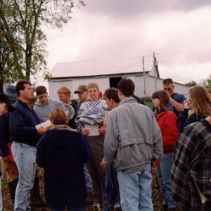 00_00_0000_Large_group_of_students_in_field_6_Website-5616