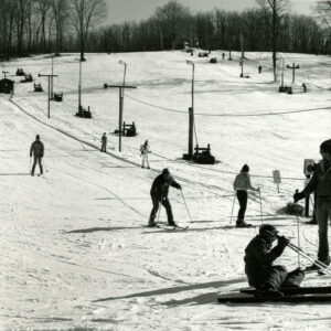 01_30_1981_Action_on_the_beginner_slope._Clearfor_Ski_Area._Butler_OH_website-5707