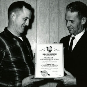 02_03_1966_Freeman_Swank__SWCD_Bd_Chariman___Don_Clagg__SCS_area_Conservationist_Distinctive_Service_Award_website-3060