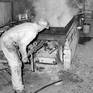 03_07_1964_Ray_Scott_sugar_bush_camp__at_the_wood_stove__website-1092