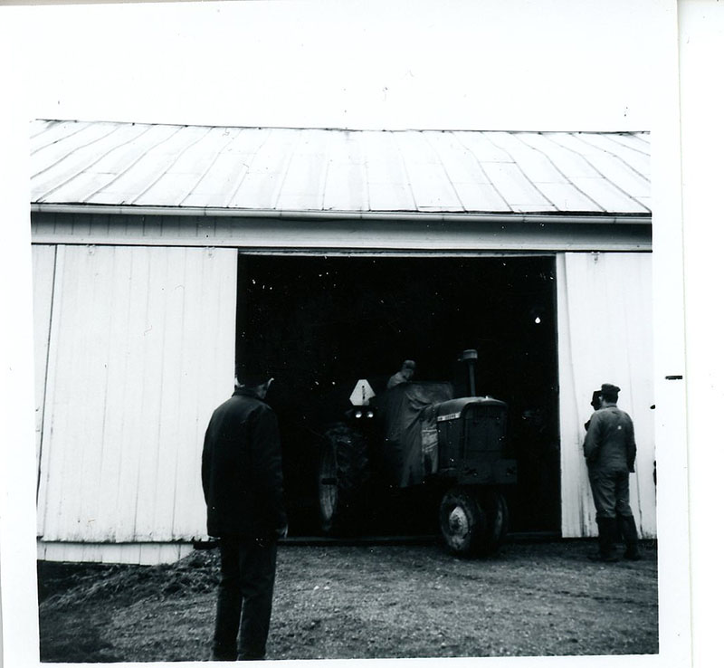 March 19, 1976
Carl Mowry 
Farm Bale Tour
Photo ID#: A326