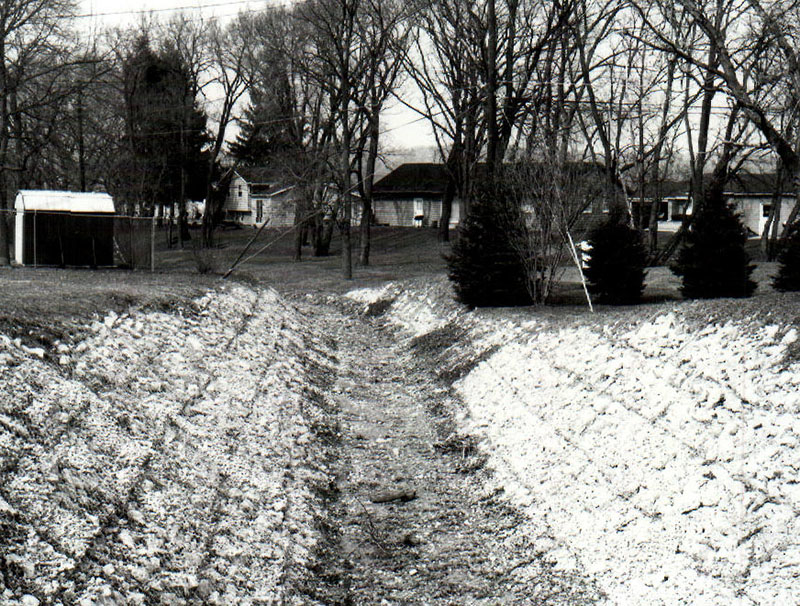March 24, 1981
Rock Gabions line stream to protect residence on banks in Lexington
Photo ID#: A120