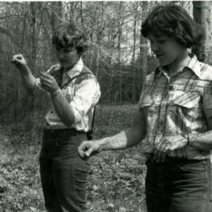 04_00_1979_Mist_Net_for_birds_being_put_in_place_by_outdoor_teachers_website-2159