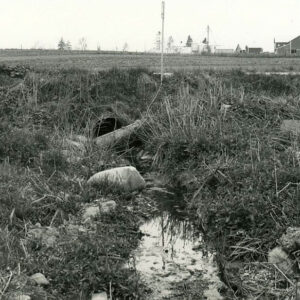 04_00_1980._Owens_Farm_Troy_Twp_Needham_Rd._15_in._cutlet_above_natural_drainway_thru_cropfield_before_construction_of_designed_waterway_website-1374