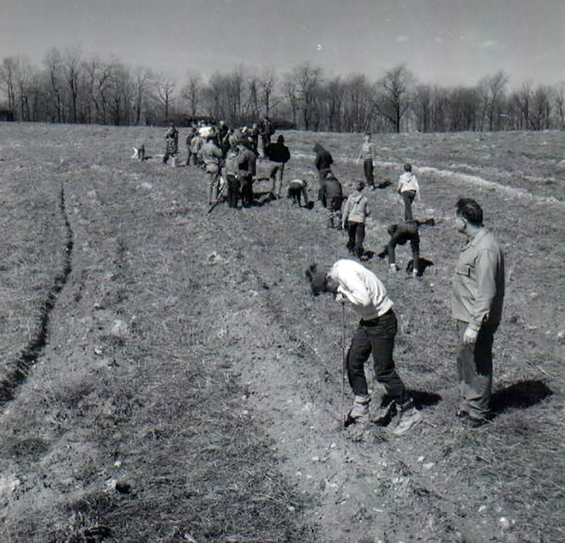 April 8, 1967
Tree planting
Photo ID#: RSWCD289