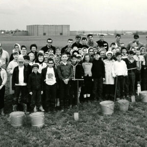 04_12_1965_The_4th_Grade_at_Crestview__Union_School_._School_Forest_Day_website-1958