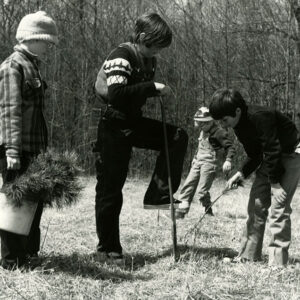 04_12_1975_Mark_Ahler_Chris_Perrin_David_DeVine__Joe_Stahl_Troop_155_at_Mansfield_OSU_completed_a_planting_job_Website-4937
