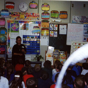 04_2000_Crestview_K_class_with_Diane_Kelley__2_website-1997