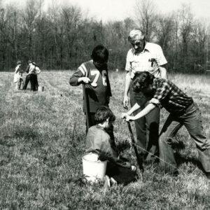 04_24_1975_Dr._Geo.Bart_supervises_an_arboretum_tree_planting_by_Scout_Troop_155_at_OSU_Mansfield_Campus._See_back_for_names_Website-4904