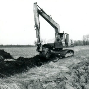 04_30_1975_Doug_Smith_Carl_._Don_Shawk_Farm_website-499
