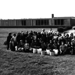 04_30_1975_Ontario_Stingel_5th_grade_Robert_Ellis_Jeanne_Scheff_website-1995