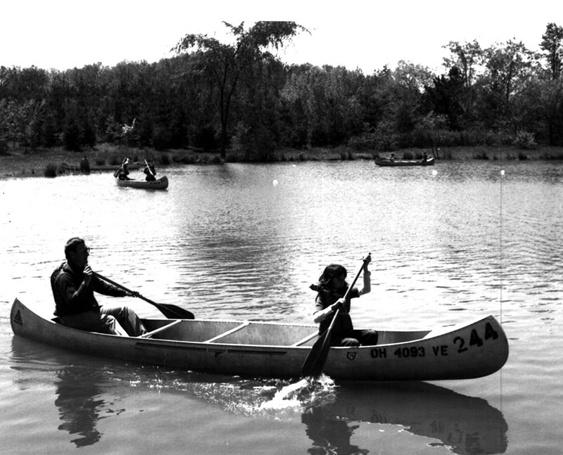 May 1979
Outdoor education activity
Learning how to steer a canoe
Photo ID#: E196