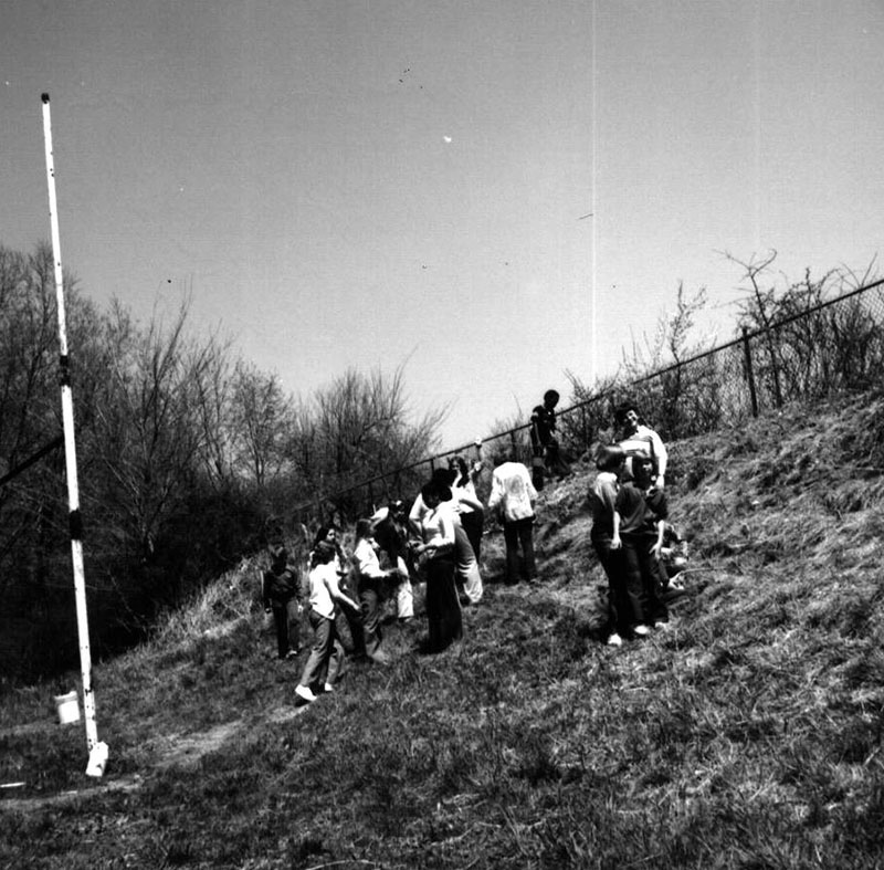 May 2, 1975
Appleseed Elementary 7th Grade
Photo ID#: E175