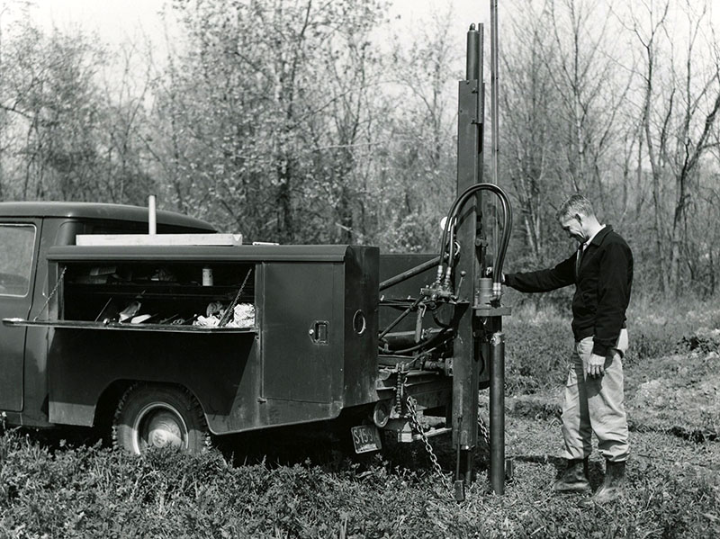 May 3, 1966
John K. Donaldson, Soil sample rig
Photo ID#: RSWCD468