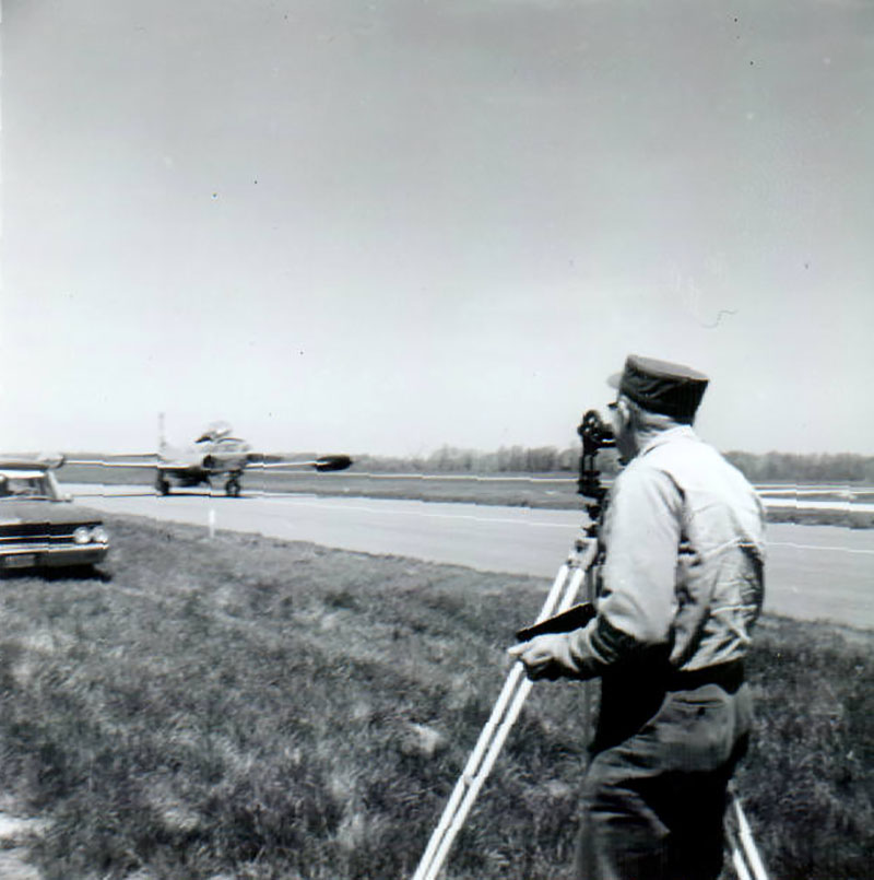 May 4, 1966
Walter Walsh Airport
Photo ID#: RSWCD262