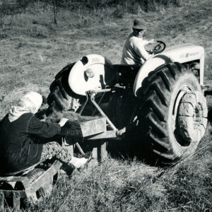 05_06_1963_Mr.___Mrs._Tom_Barnhill_1500_W.P.SCD_Tree_planter_website-3842
