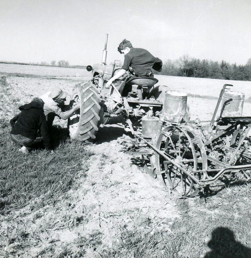 May 6, 1966
Bert Weimer, Carl Weimer and Bill Weimer
Photo ID#: A158