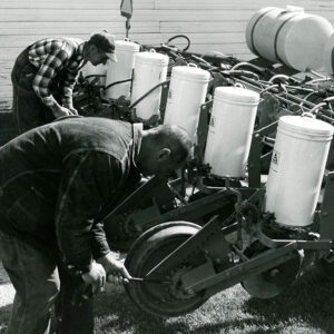 05_07_1968_Leonard___Eugene_Rietschlin_A_C_minimum__no_till__corn_planter__six_30_inch_rows_website___Copy-1136