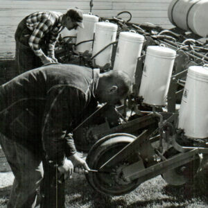 05_07_1969_Leonard_and_Eugen_Rietschlin_corn_planter_6_to_30_rows0001-2314