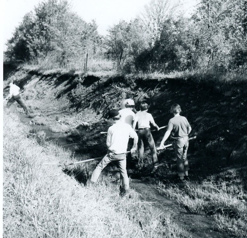 May 7, 1977
Seeding ditch
L Hopkins Farm
Photo ID#: A790
 