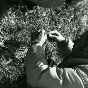05_12_1981_Bill_Haddad__Chevron_Chem_Co._checks_no_till_field_for_weed_pressure._Kissel_Farms_Weller_Twp_website-3651
