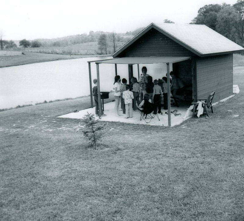 May 16, 1974
Friends enjoy an outing at Del Mellett's pond near Butler
Photo ID#: S21