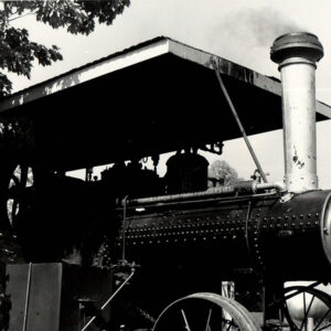 05_19_1975_Donald_Dell_farm_1923_Nichloas_Shepherd_steam_traction_engine_website-571