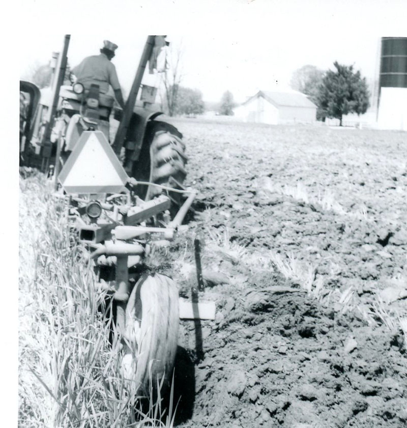 May 20, 1974
Don Reeder Farm
Photo ID#: A173