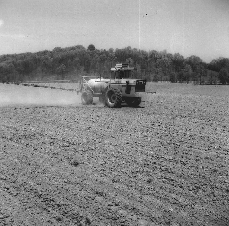 May 20, 1974
Sam Burgett at Swank Farms
Photo ID#: A267