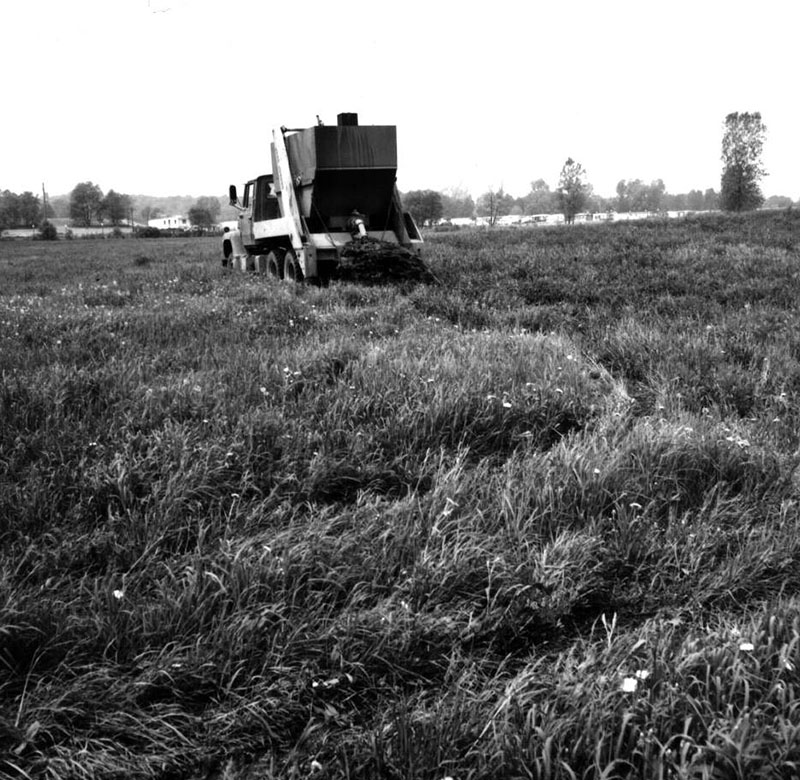 May 21, 1975
Erosion
Mansfield sewage plant
Photo ID#: U21